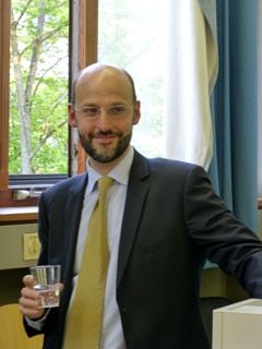 Herr Prof. Dr. Adamson