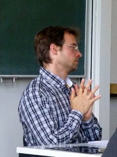 Stefan Tolksdorf: 'Fallibilismus und wahrheitsgarantierende Gründe.''